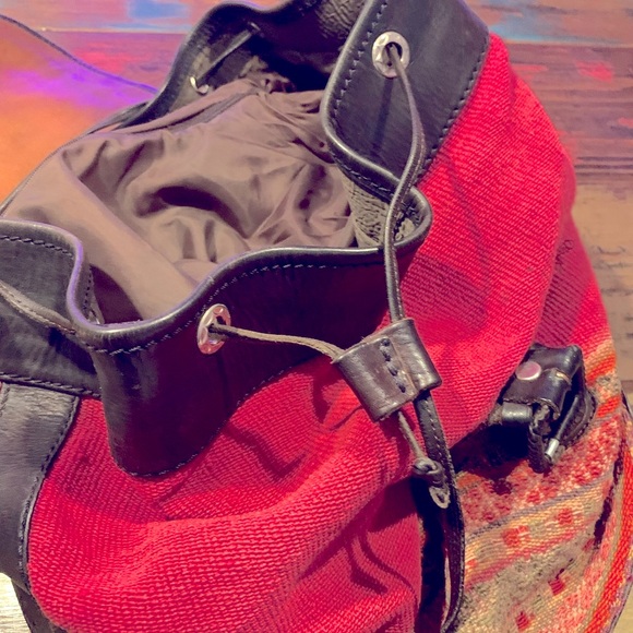 Vintage woven backpack - Picture 7 of 13